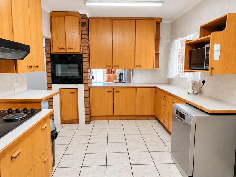 4 Bedroom Property for Sale in Sasolburg Ext 4 Free State